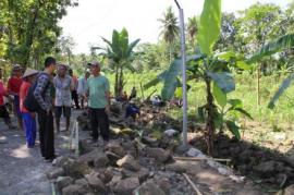 Gotong Royong Warga Dalam Pembangunan